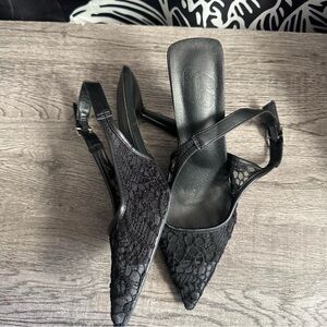 Elegant Black Lace Women's Shoes